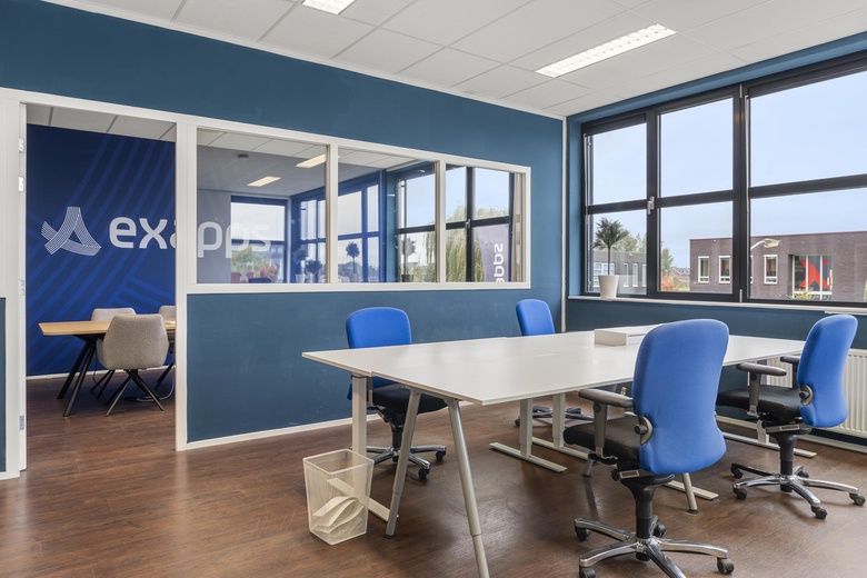 BedrijfsruimteaanExa 10<br/> inZevenaar