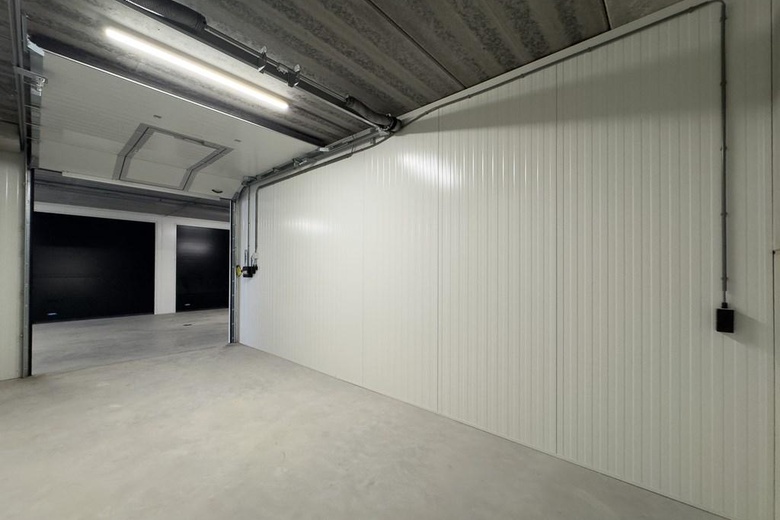 BedrijfsruimteaanIndustrieweg 69 78<br/> inBerkel en Rodenrijs