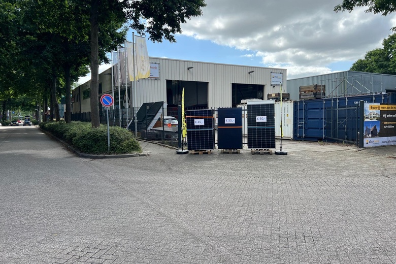 BedrijfsruimteaanKelvinring 27 a<br/> inAlblasserdam BedrijfsruimteaanKelvinring 27 a<br/> inAlblasserdam