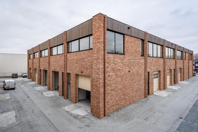 BedrijfsruimteaanPampuslaan 168 M<br/> inWeesp