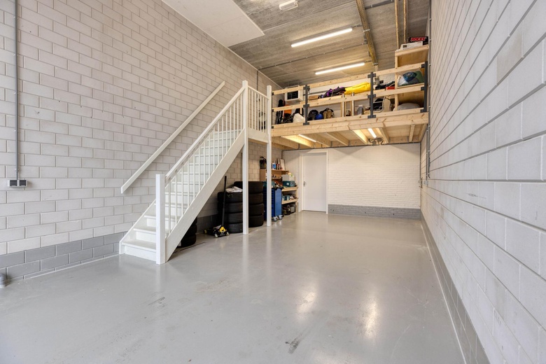 BedrijfsruimteaanNikkelstraat 1 D<br/> inNaarden BedrijfsruimteaanNikkelstraat 1 D<br/> inNaarden