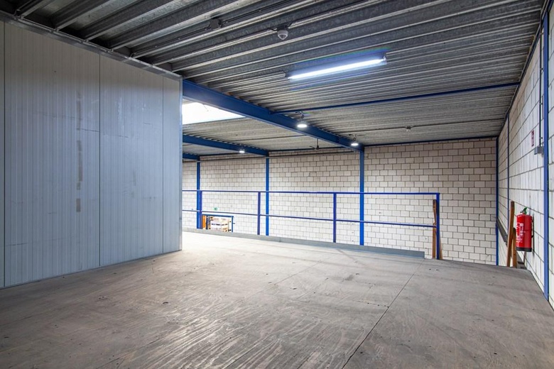 BedrijfsruimteaanBroeikweg 13<br/> inSchoonhoven