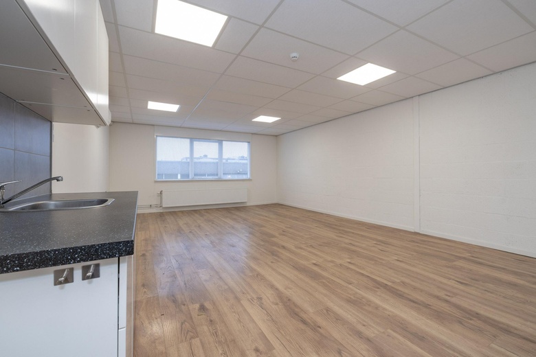 BedrijfsruimteaanFlevolaan 54 a<br/> inWeesp