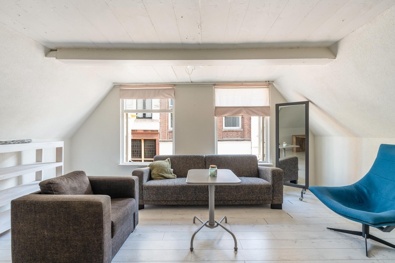 WinkelruimteaanHoogstraat 145<br/> inSchiedam