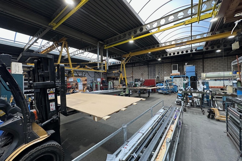 BedrijfsruimteaanGraftermeerstraat 18 - 20<br/> inHoofddorp BedrijfsruimteaanGraftermeerstraat 18 - 20<br/> inHoofddorp