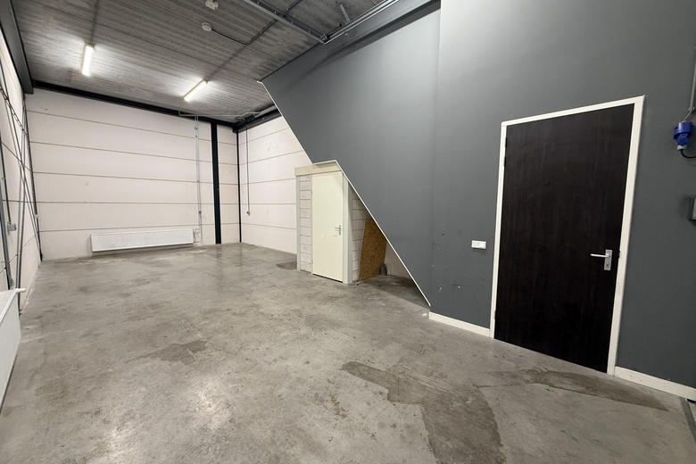 BedrijfsruimteaanKoperhoek 10 c<br/> inRhoon