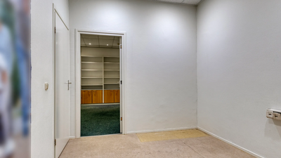 Bekijk foto 9 in  aan de  in 