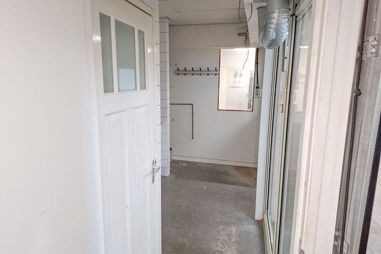 BedrijfsruimteaanIndustriestraat 22 C<br/> inIJmuiden BedrijfsruimteaanIndustriestraat 22 C<br/> inIJmuiden