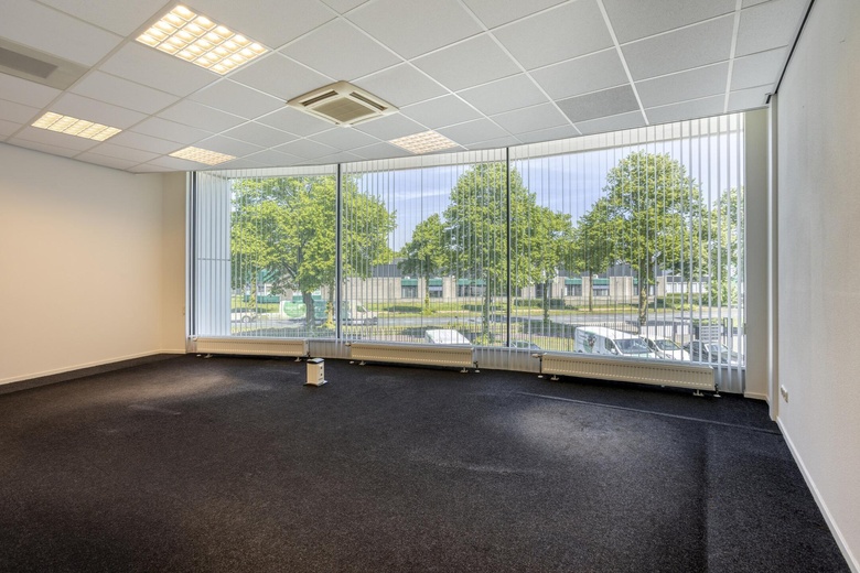 KantoorruimteaanVossenbeemd 109<br/> inHelmond