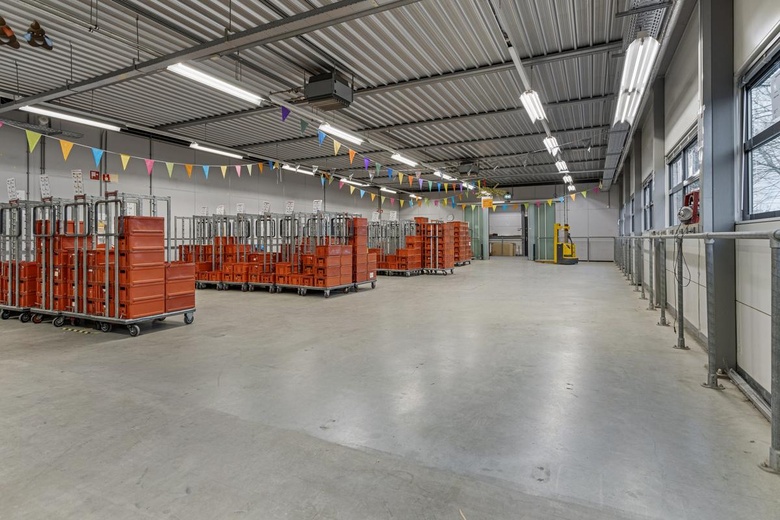 BedrijfsruimteaanTransistorstraat 141<br/> inAlmere BedrijfsruimteaanTransistorstraat 141<br/> inAlmere