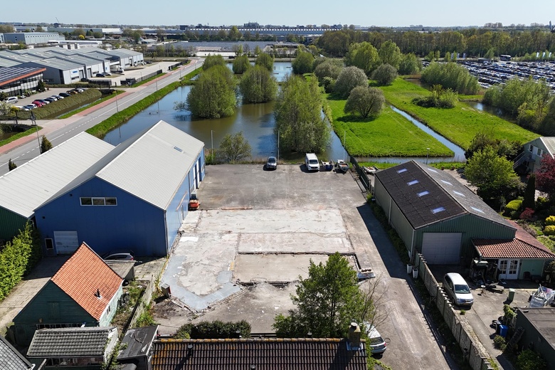 KavelaanAalsmeerderweg 64<br/> inAalsmeer