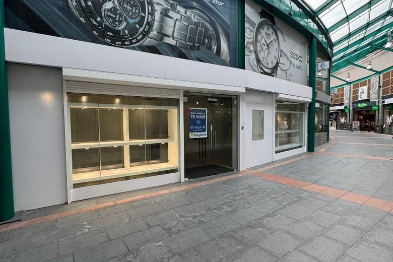 WinkelruimteaanRoersingelpassage 23<br/> inRoermond WinkelruimteaanRoersingelpassage 23<br/> inRoermond