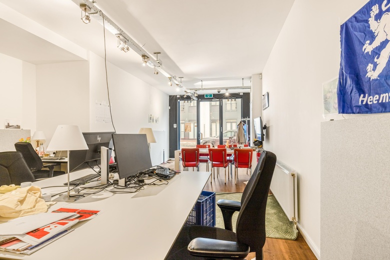 WinkelruimteaanZeestraat 44<br/> inBeverwijk WinkelruimteaanZeestraat 44<br/> inBeverwijk