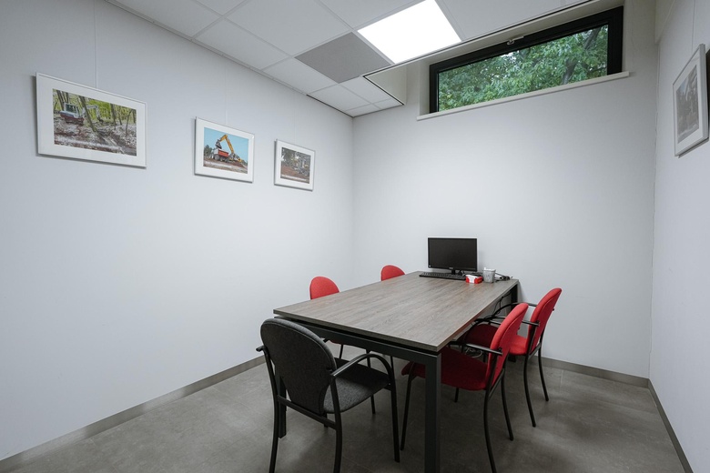 BedrijfsruimteaanMgr.Hermuslaan 70<br/> inSint Michielsgestel