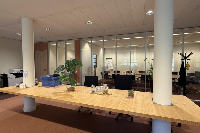 KantoorruimteaanMeerkollaan 5<br/> inEindhoven