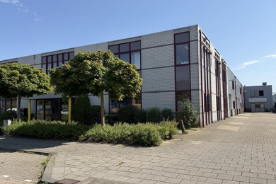 Bekijk foto 2 van Marconistraat 30