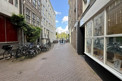 Bekijk foto 2 van Paardenstraat 9 H Bekijk foto 2 van Paardenstraat 9 H