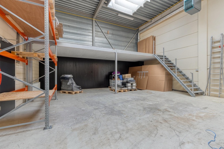 BedrijfsruimteaanDe Plaats 13<br/> inHendrik-Ido-Ambacht