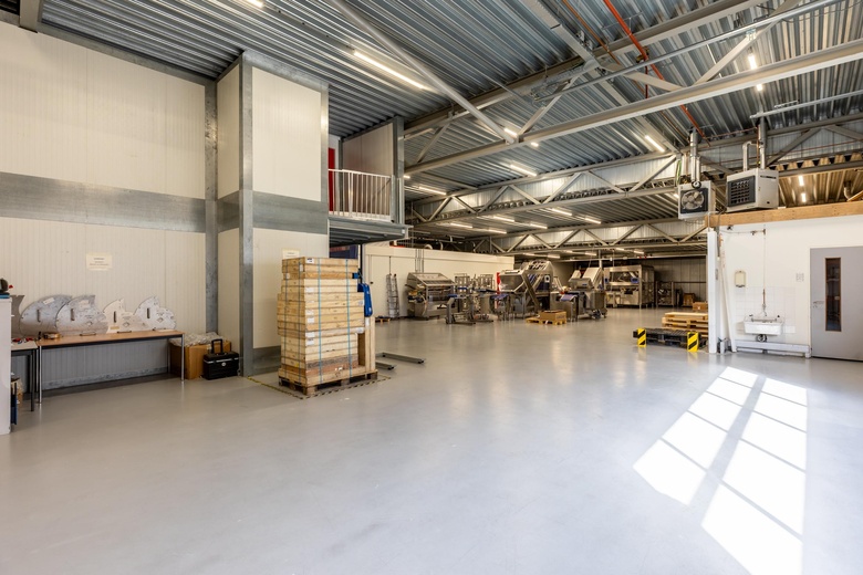 Bedrijfsruimte Nieuwerkerk aan den IJssel - Hoogeveenenweg 210 - Foto 2