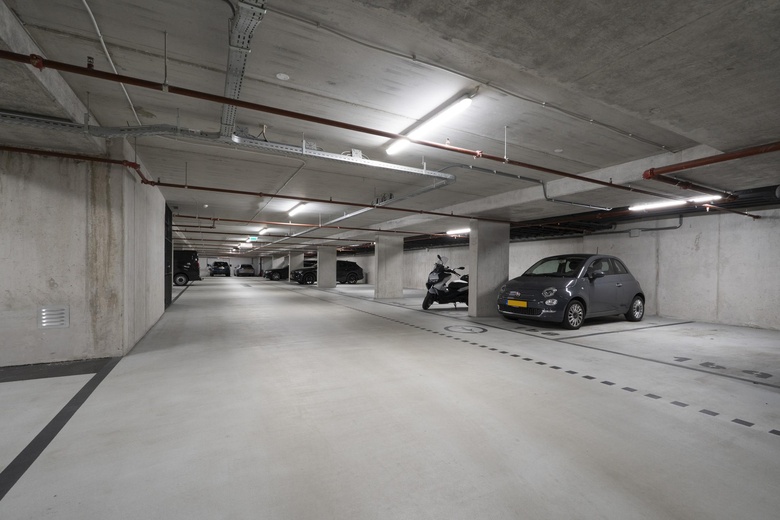 BedrijfsruimteaanBadhuiskade 351<br/> inAmsterdam