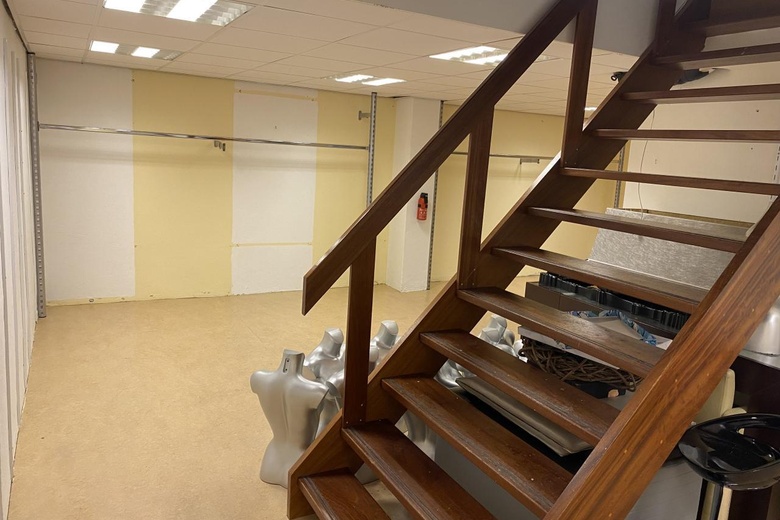 WinkelruimteaanSegeersstraat 28<br/> inMiddelburg WinkelruimteaanSegeersstraat 28<br/> inMiddelburg