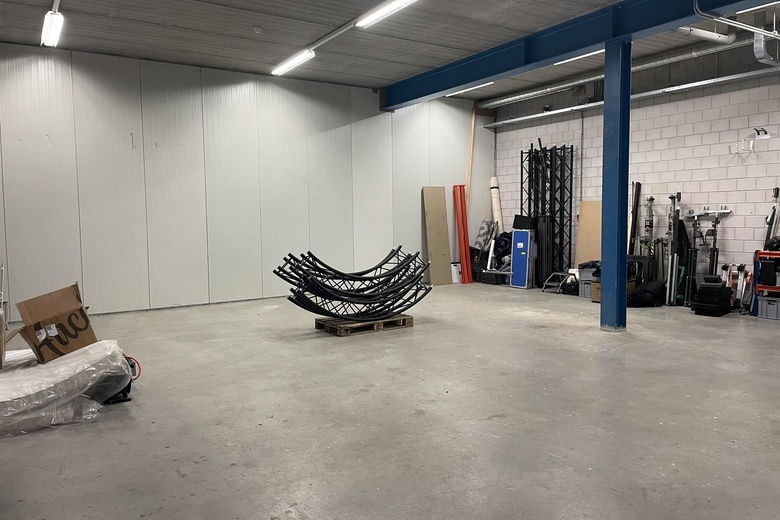 BedrijfsruimteaanVlotlaan 210<br/> inMonster BedrijfsruimteaanVlotlaan 210<br/> inMonster