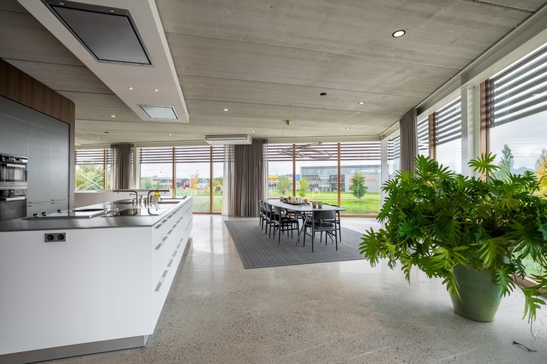 BedrijfsruimteaanRientjesoven 20<br/> inBorne BedrijfsruimteaanRientjesoven 20<br/> inBorne