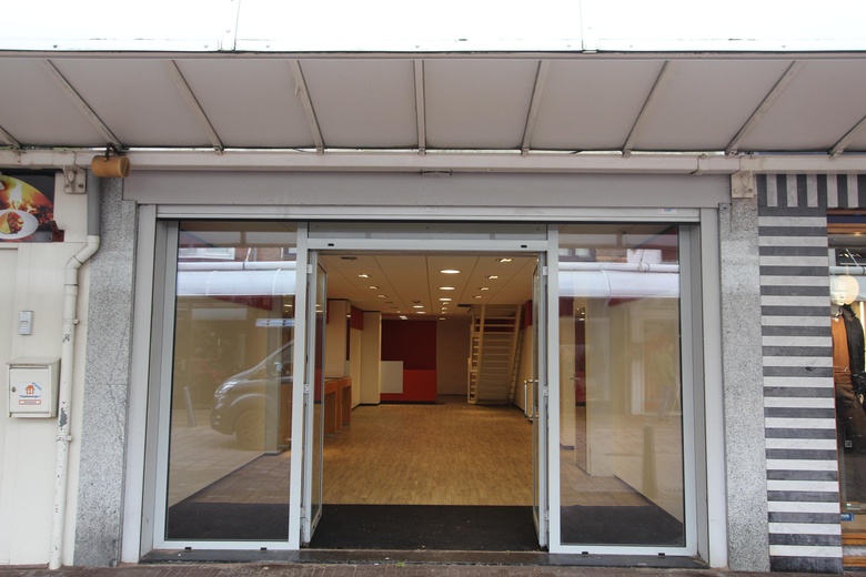 WinkelruimteaanGeneraal Cronjéstraat 104<br/> inHaarlem WinkelruimteaanGeneraal Cronjéstraat 104<br/> inHaarlem