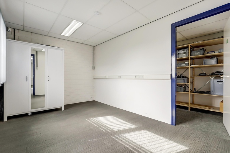 BedrijfsruimteaanBedrijvenstraat 7 a<br/> inWierden