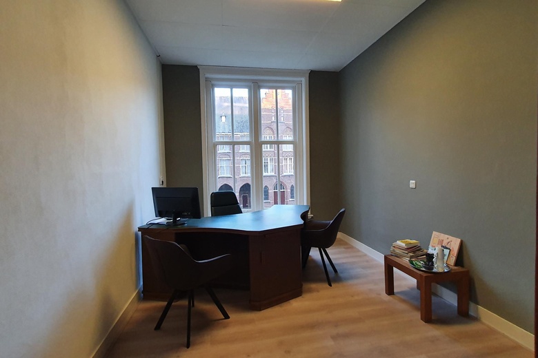 KantoorruimteaanHofstraat 8<br/> inHoeven