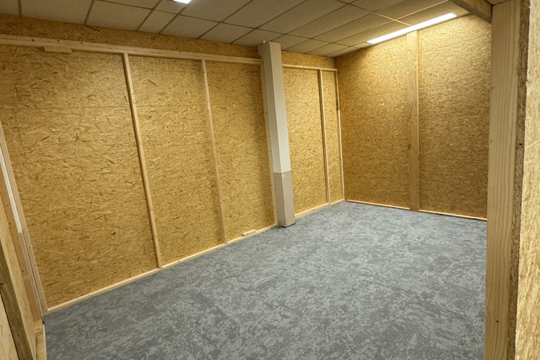 BedrijfsruimteaanHastelweg 260 D<br/> inEindhoven