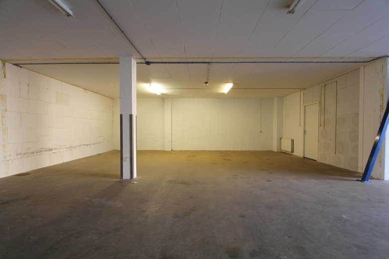 BedrijfsruimteaanDomineeslaan 91<br/> inZwanenburg