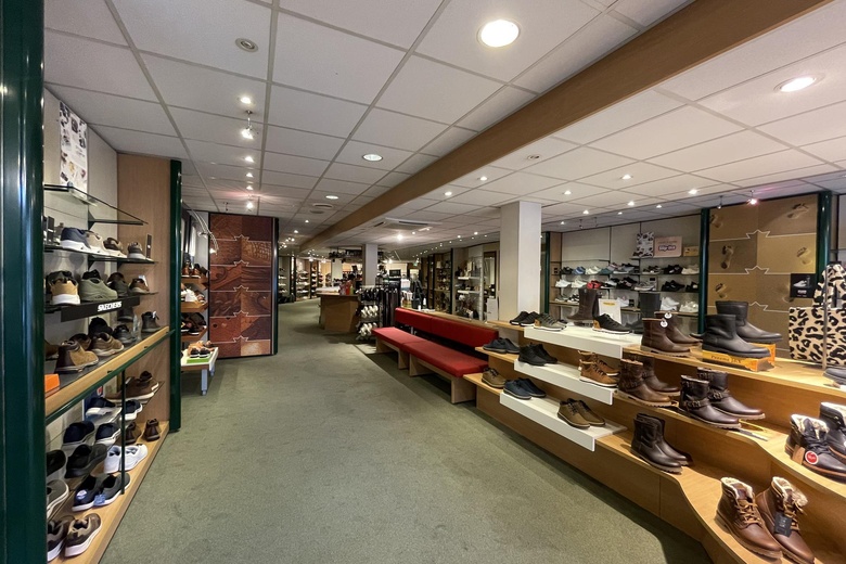 WinkelruimteaanStationsstraat 67<br/> inErmelo