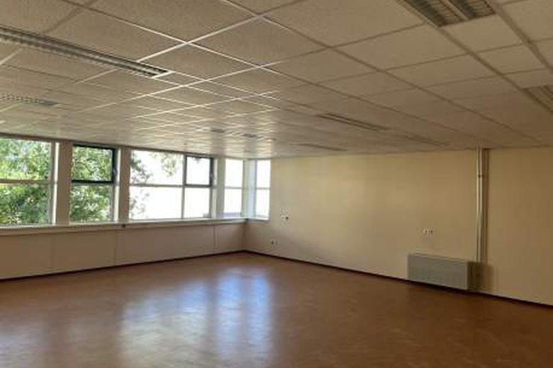 KantoorruimteaanZuiddijk 1<br/> inHelmond KantoorruimteaanZuiddijk 1<br/> inHelmond