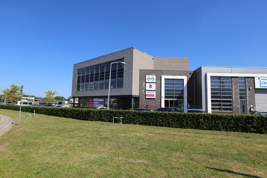 Kantoorruimte Zwaalweg 30, Barendrecht | Bedrijfspand.com