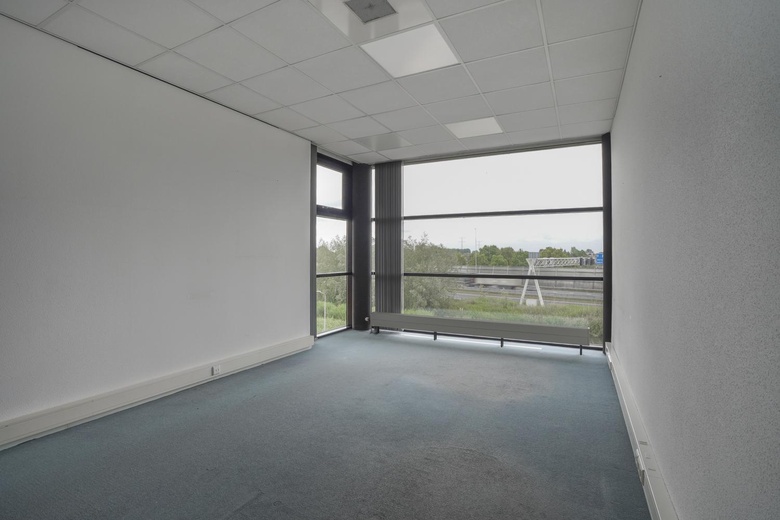 KantoorruimteaanKubus 70<br/> inSliedrecht