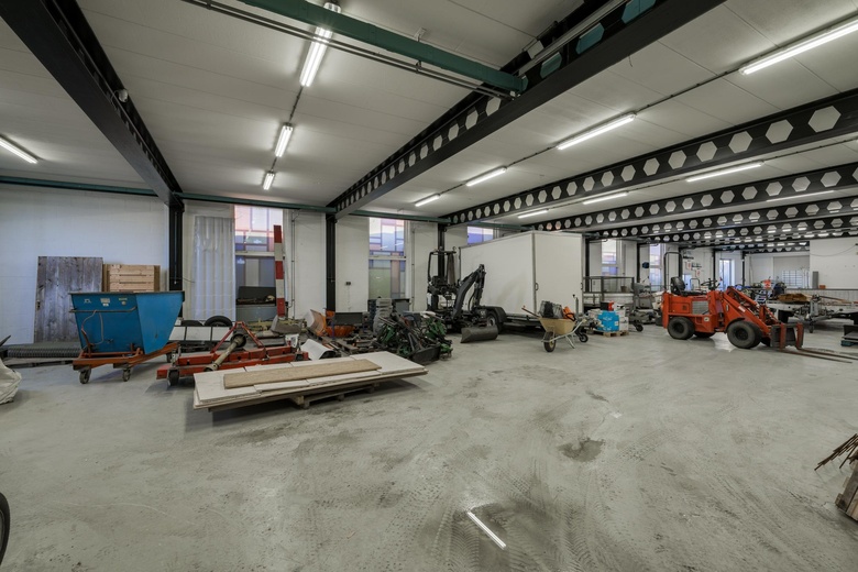 BedrijfsruimteaanNewtonstraat 18<br/> inLichtenvoorde