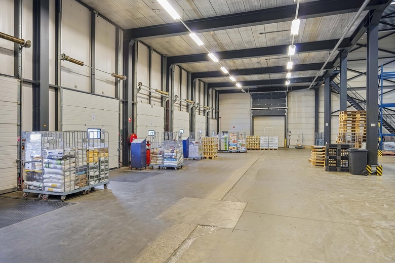 BedrijfsruimteaanHudsonweg 5 - 7<br/> inVenlo BedrijfsruimteaanHudsonweg 5 - 7<br/> inVenlo