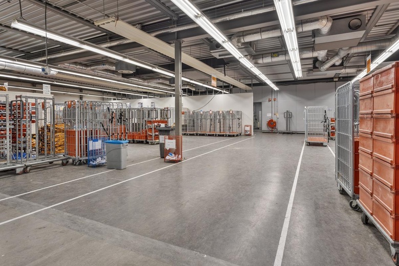 BedrijfsruimteaanTransistorstraat 141<br/> inAlmere BedrijfsruimteaanTransistorstraat 141<br/> inAlmere