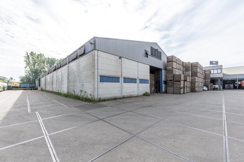 BedrijfsruimteaanIndustrieweg 100<br/> inSwifterbant