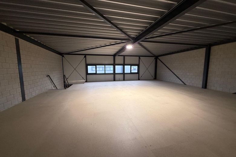 BedrijfsruimteaanMiddelweg 59<br/> inNieuwkuijk