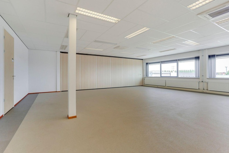 BedrijfsruimteaanBuskesdries 1<br/> inAndelst BedrijfsruimteaanBuskesdries 1<br/> inAndelst