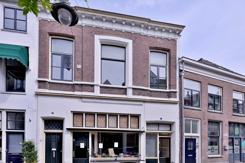 Bekijk foto 1 van Spittaalstraat 9 Bekijk foto 1 van Spittaalstraat 9