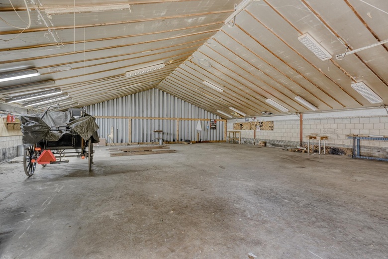 BedrijfsruimteaanEindhovenseweg 27 b<br/> inSon en Breugel