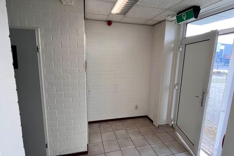 BedrijfsruimteaanBlauwwater 12 B<br/> inBelfeld