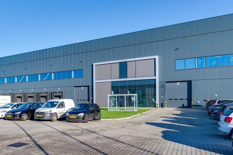 BedrijfsruimteaanChangiweg 5<br/> inRozenburg BedrijfsruimteaanChangiweg 5<br/> inRozenburg