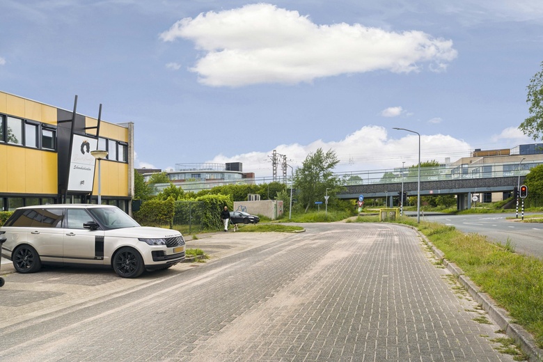 BedrijfsruimteaanOperetteweg 74<br/> inAlmere