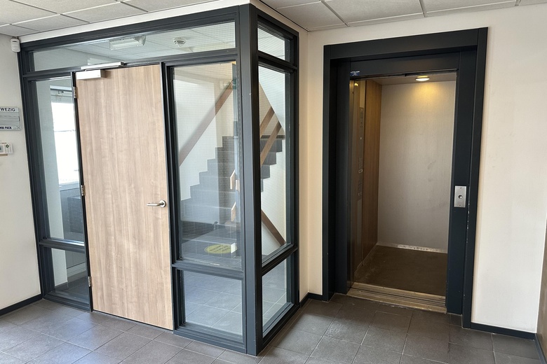KantoorruimteaanHet Tasveld 26<br/> inHendrik-Ido-Ambacht KantoorruimteaanHet Tasveld 26<br/> inHendrik-Ido-Ambacht