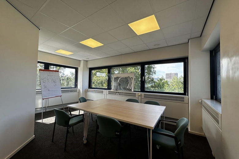 KantoorruimteaanVreeswijksestraatweg 22<br/> inNieuwegein