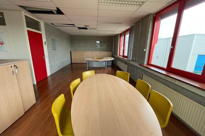 BedrijfsruimteaanLage Maat 13<br/> inWijk bij Duurstede